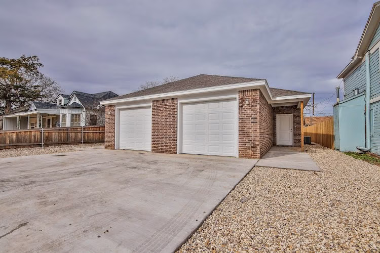 332006 rentwell management