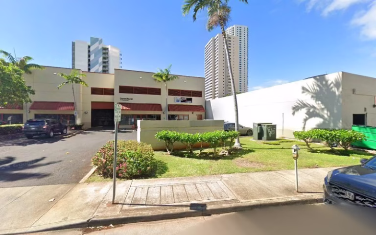 332930 carrier hawaii 768x480