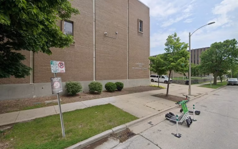 334566 uw milwaukee college of engineering applied science 768x480