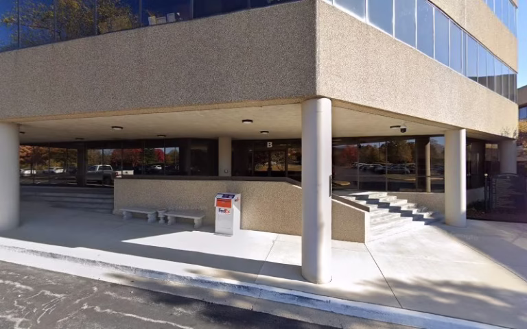 336610 lochner 768x480