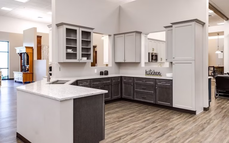 344219 cabinet warehouse 768x480