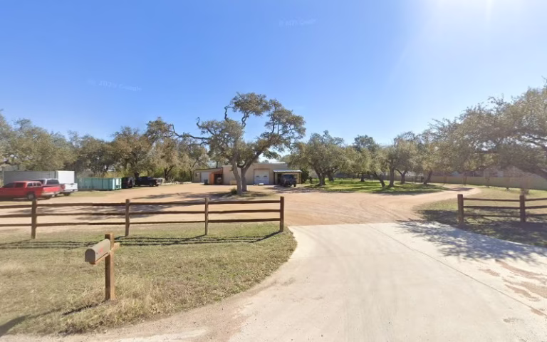 344276 sloans custom cabinets 768x480