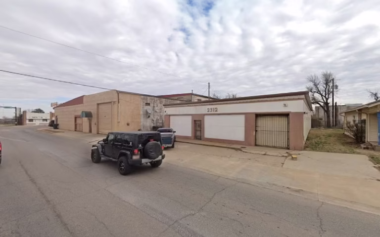 344773 suburban cabinet shop 768x480