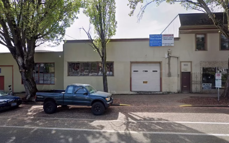 345012 eddie murphy cabinets 768x480