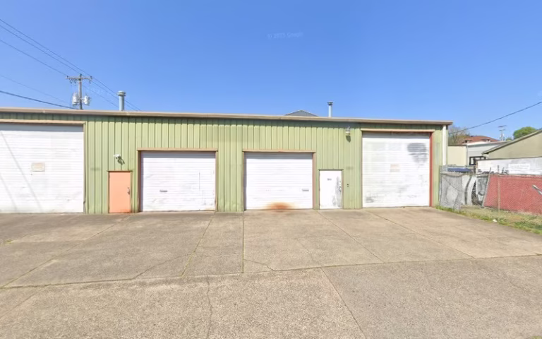 345034 nevilles custom woodworking 768x480