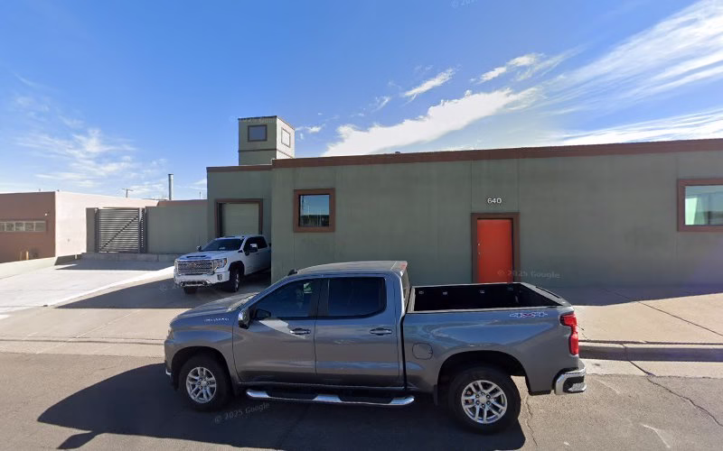 345261 paramount custom cabinets 1