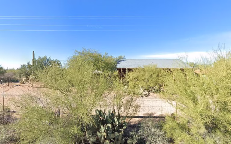 345336 carpenters custom cabinets 768x480