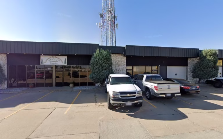 345678 bellevue cabinets 768x480