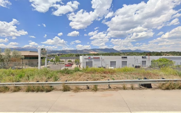 346532 raymonds electricians 768x480