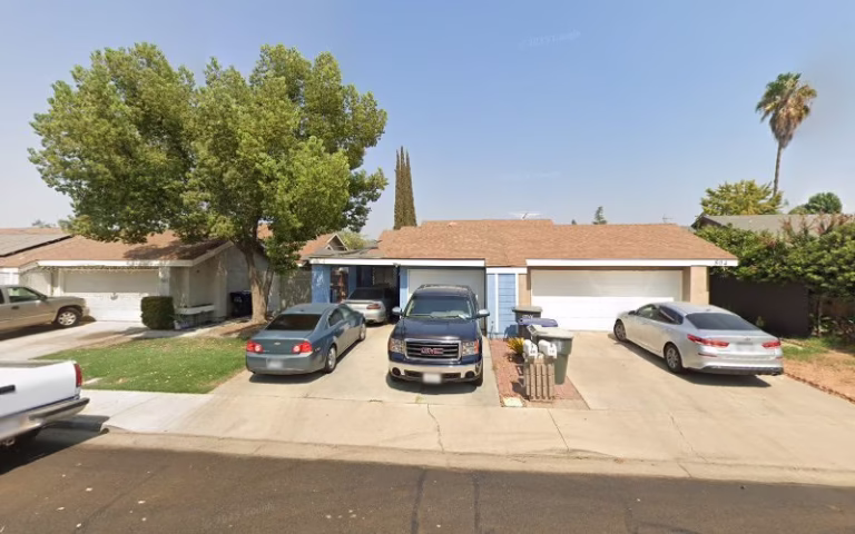 348715 villa construction electrician 768x480