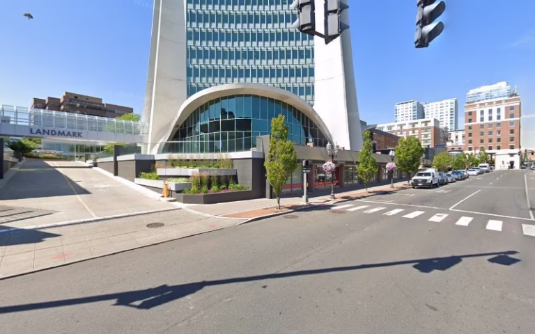 349058 edison electricians of stamford 768x480