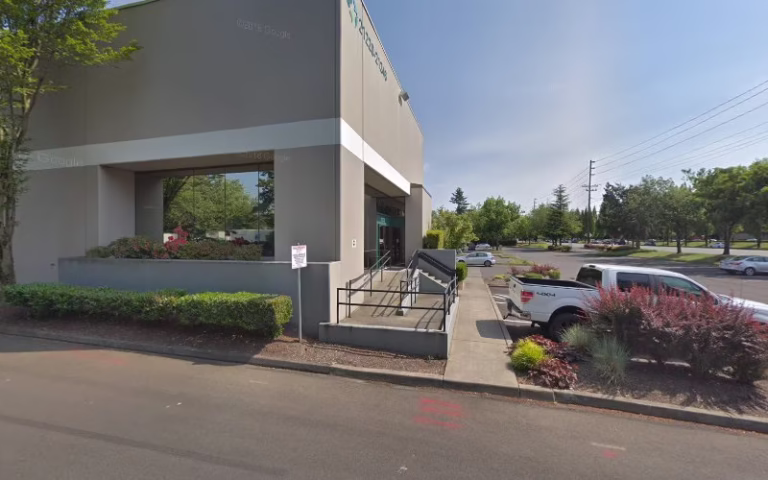 349129 electrical sales associates 768x480