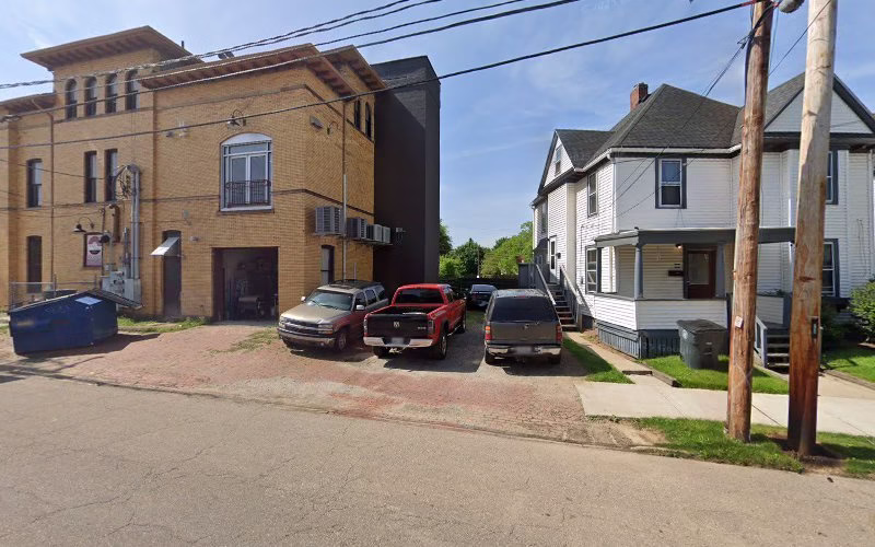 352263 structura architects