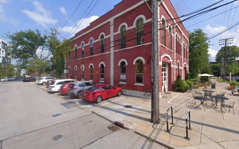 352324 redhouse studio 768x480