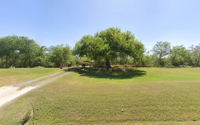 352946 roberto j ruiz architect inc 1