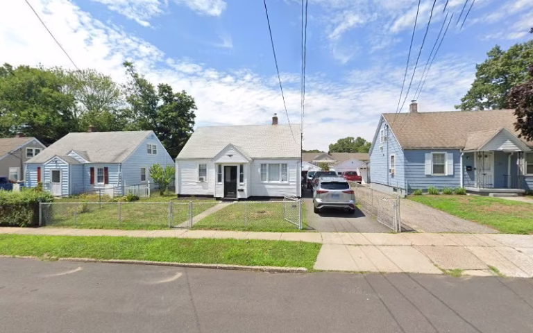 355322 tavares services cleaning 768x480