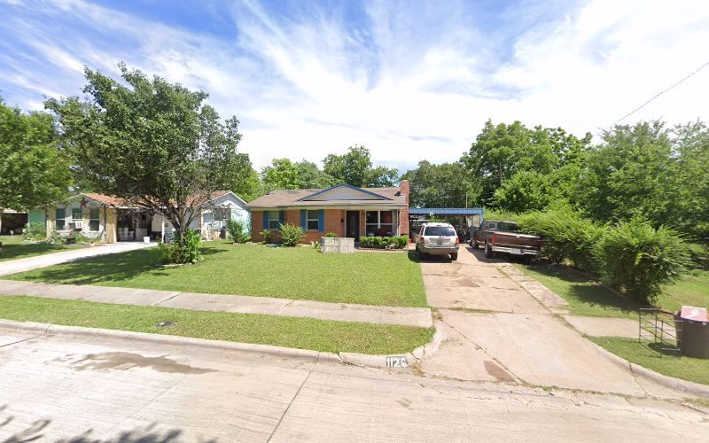 355347 darlas and cindys house cleaning